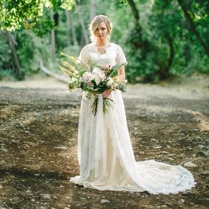 Saphia Blue Opal gown in Ivory/Champagne